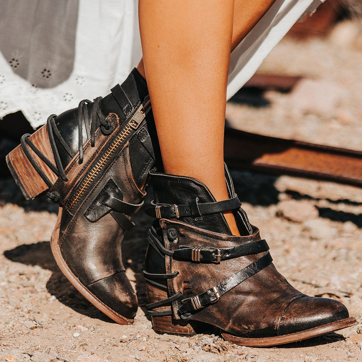 Crue - Black Distressed