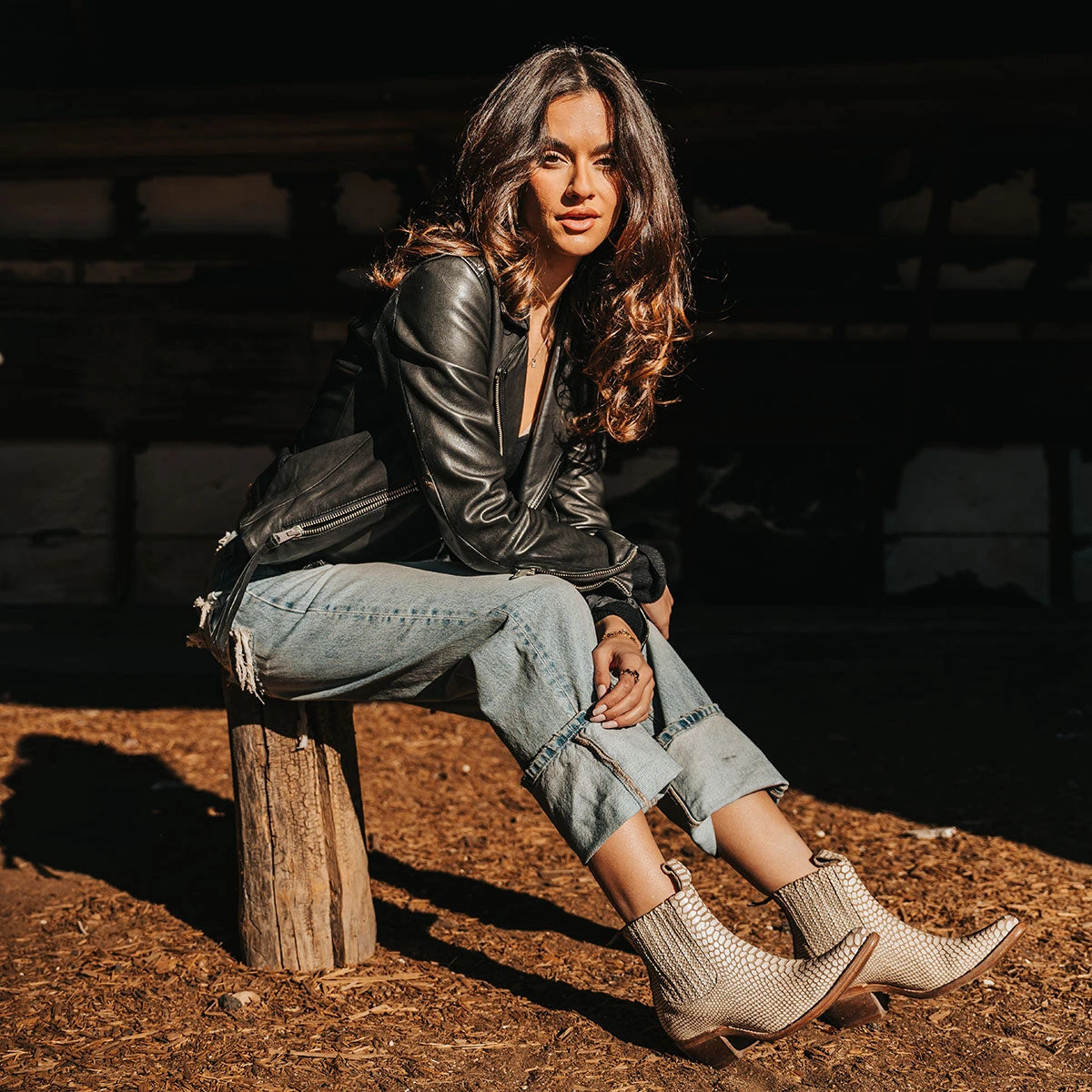 Maeve - White Snake - Image 7