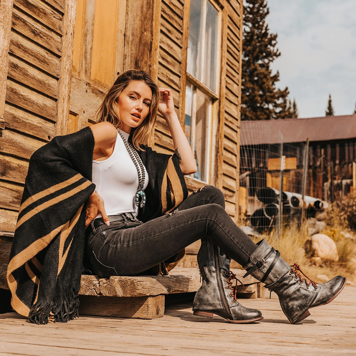 Ravi - Black - Image 2