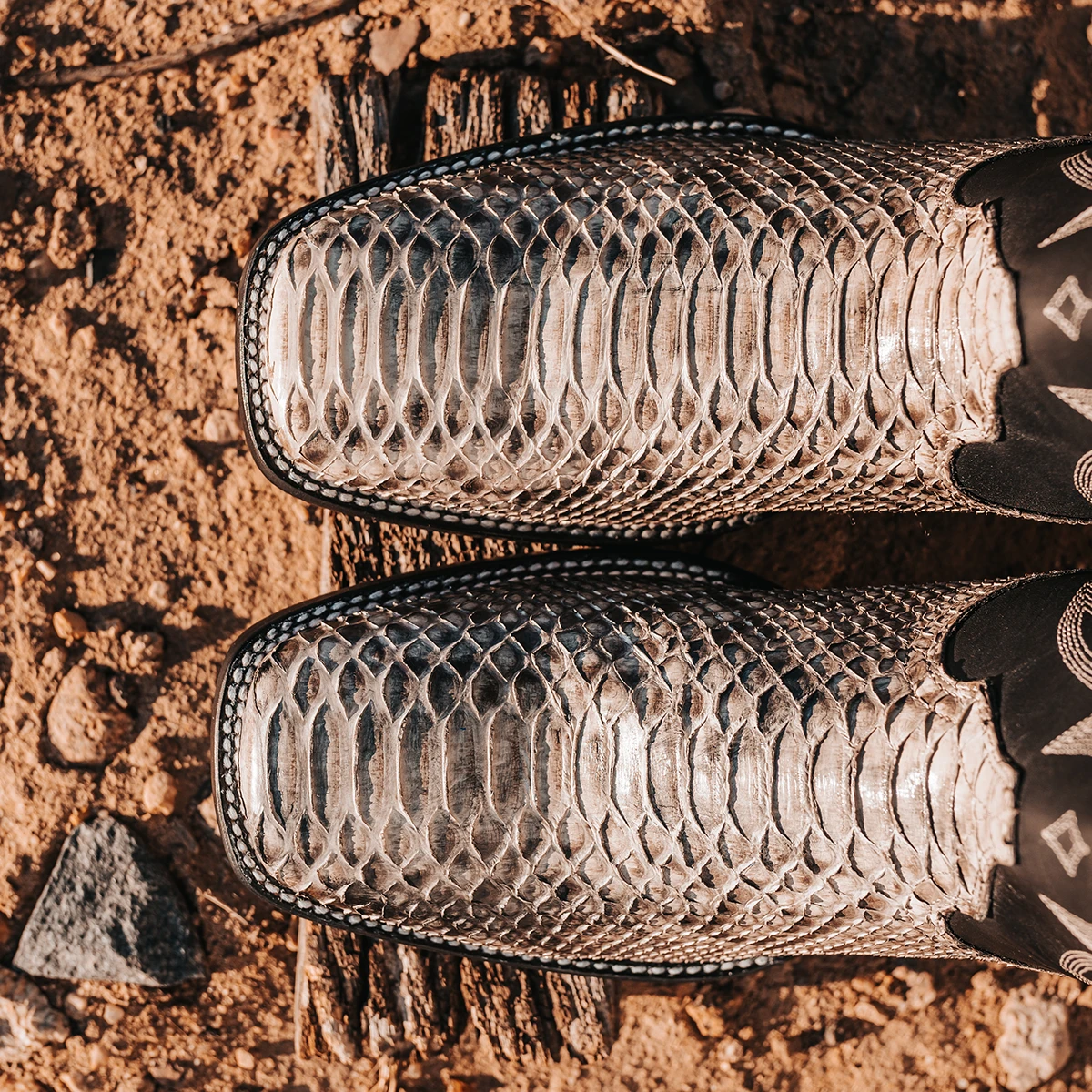 Union - Black/White - Image 7