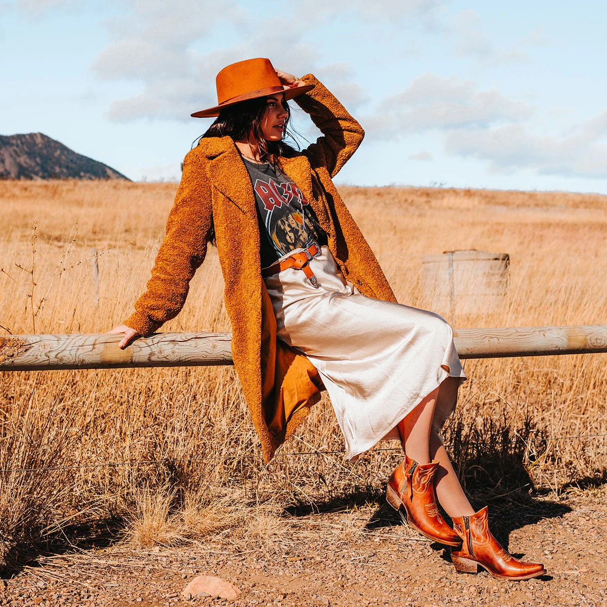 Wolfie - Whiskey - Image 2